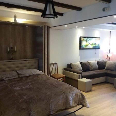 Apartment B O R A Цакалтубо Екстер'єр фото